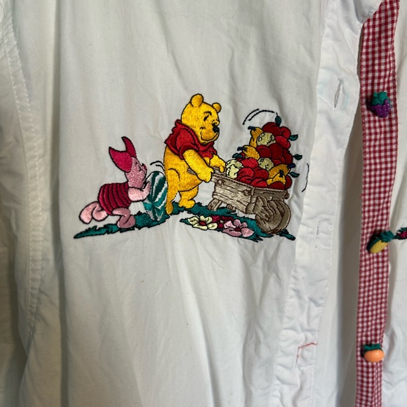 Vintage Disney Winnie the Pooh Embroidered Button Down - Picture 2 of 8